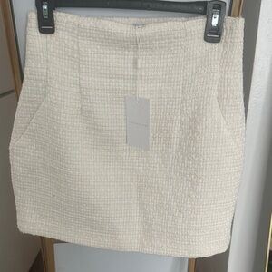 New Endless Rose Cream Tweed Mini Skirt